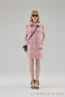 批發2018新款品牌女裝尾貨庫存折扣貨源